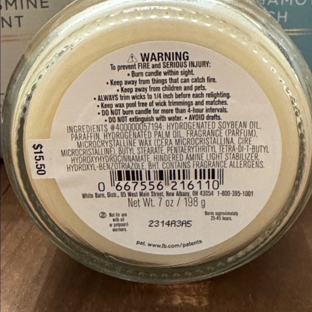 BBW / White Barn, New Single-Wick Candle, Mahogany Vanilla, Mason Jar